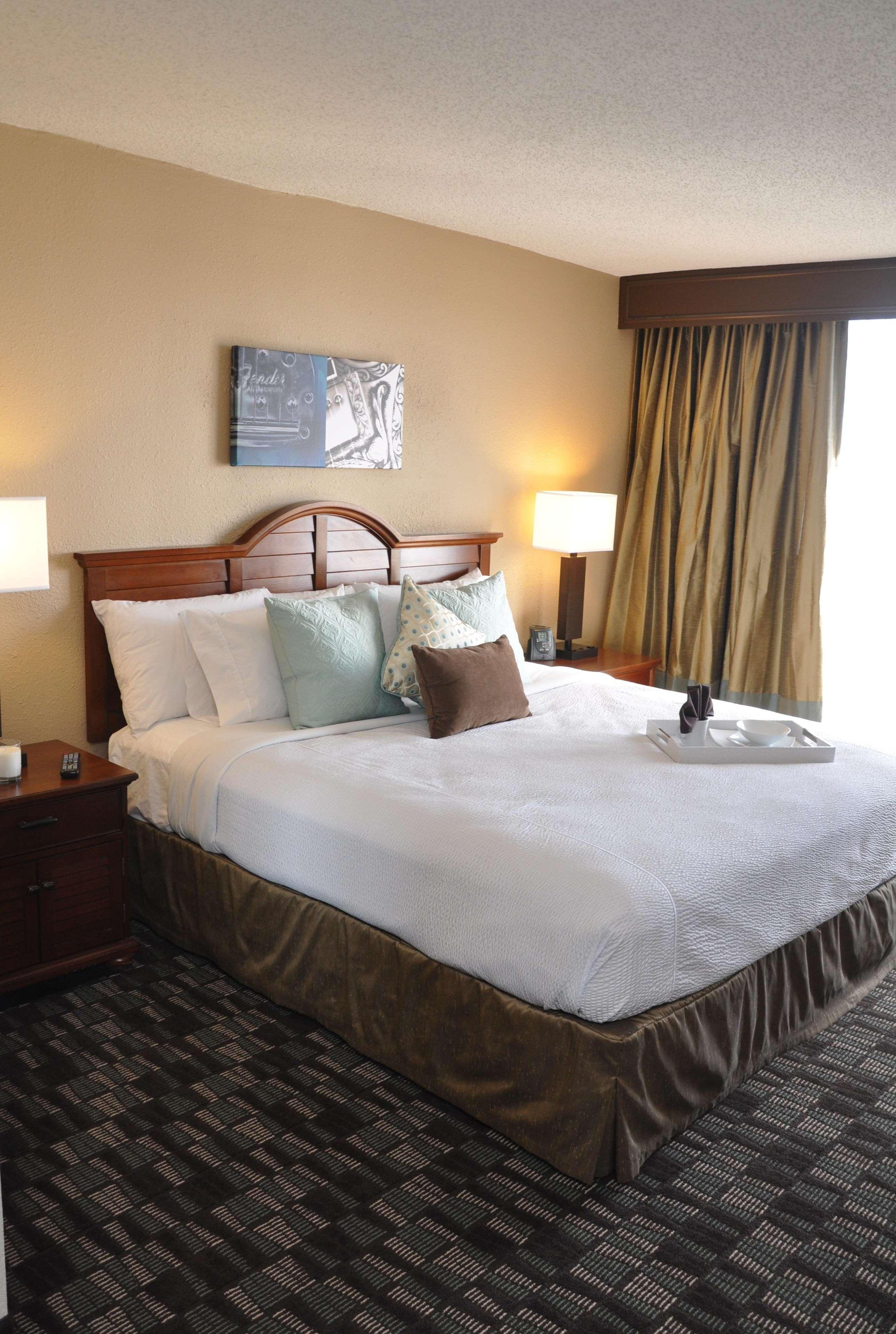 Embassy Suites By Hilton Nashville Airport Exterior foto