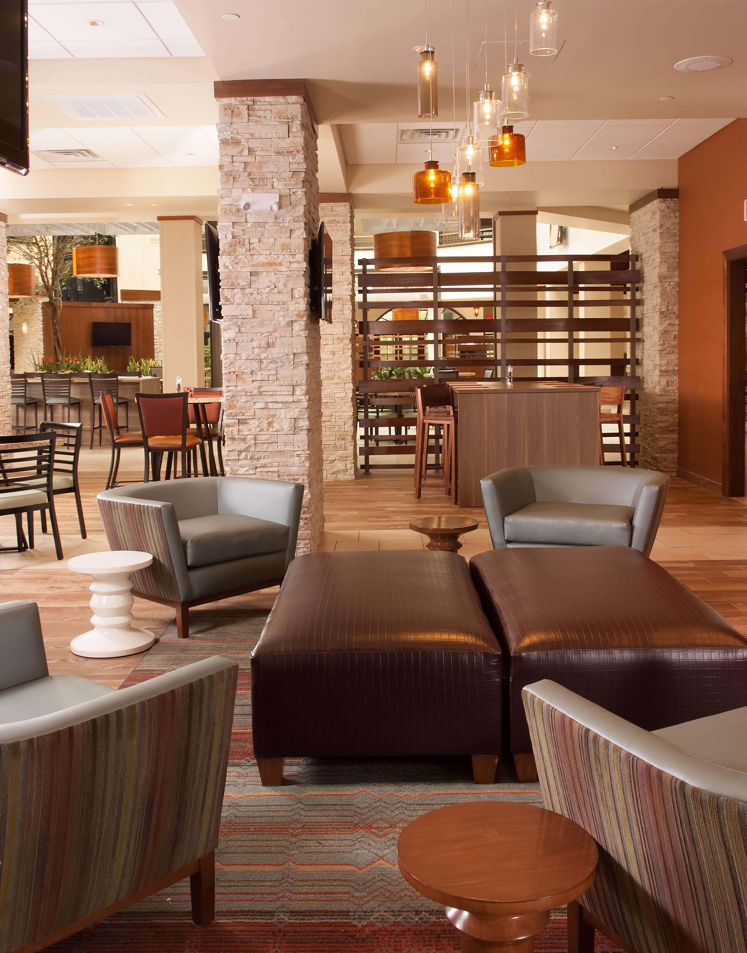 Embassy Suites By Hilton Nashville Airport Exterior foto