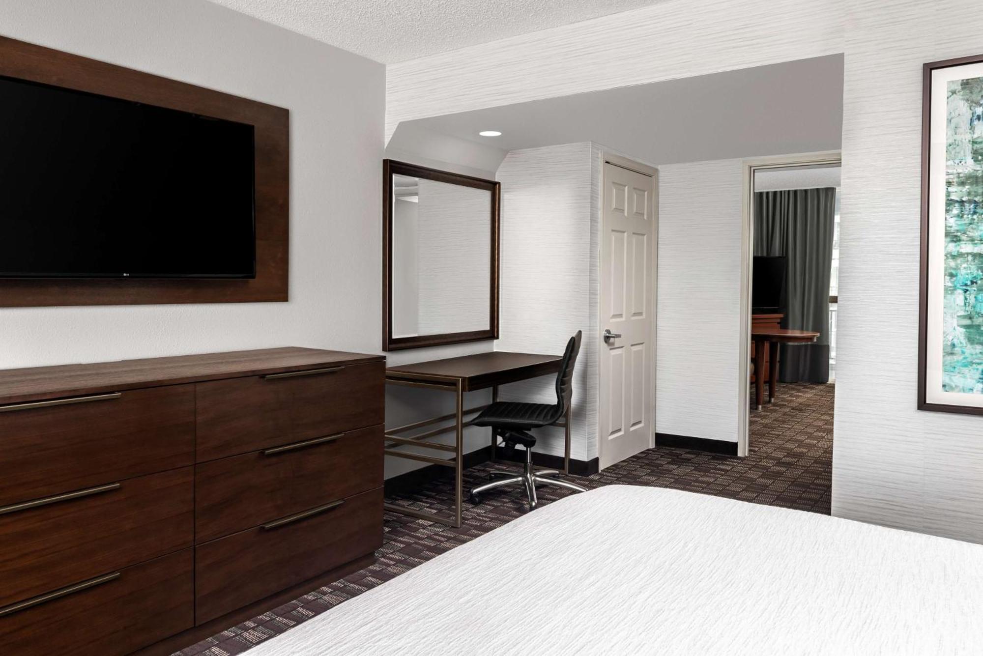 Embassy Suites By Hilton Nashville Airport Exterior foto