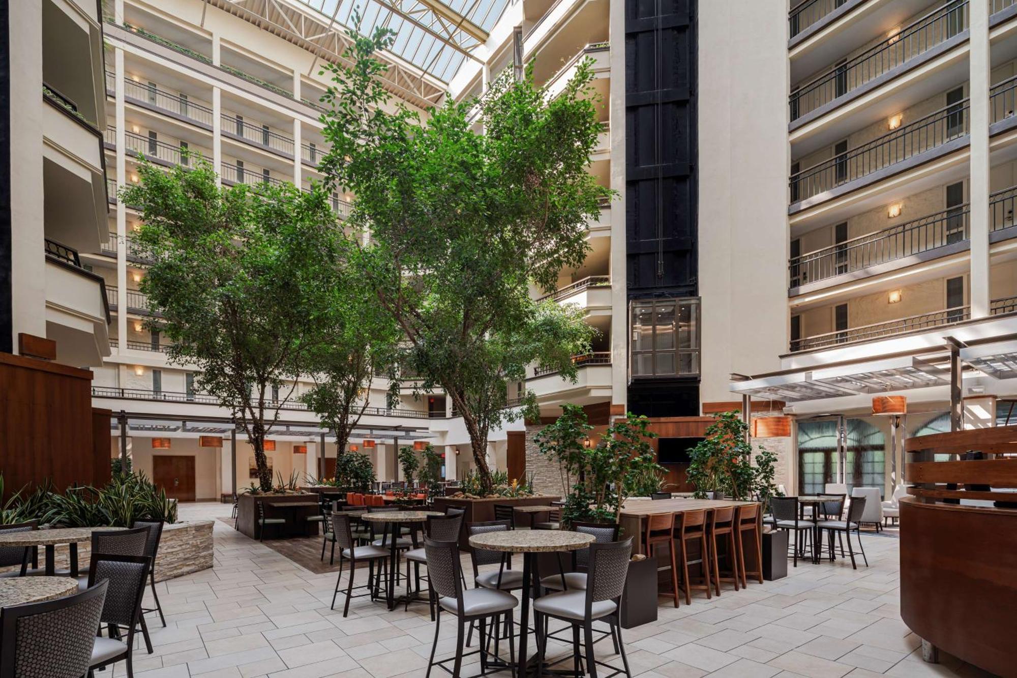 Embassy Suites By Hilton Nashville Airport Exterior foto